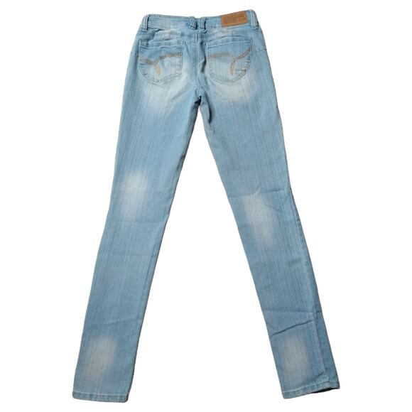 YMI Super Skinny low Rise Jeans size 0 Foxy Distressed Light Wash - Picture 2 of 4